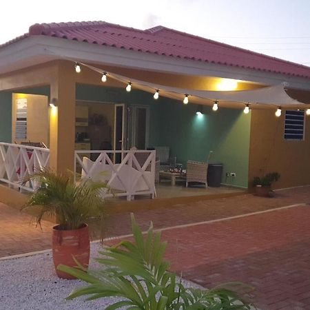 Local Willibrord Lodge Willibrordus Dış mekan fotoğraf