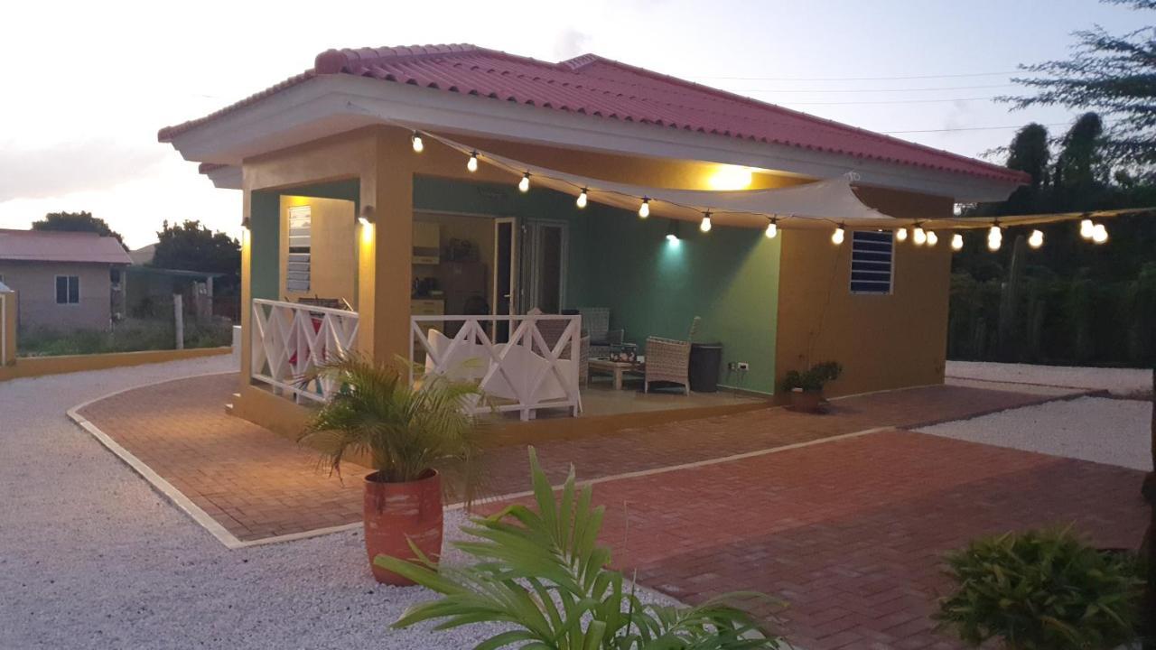 Local Willibrord Lodge Willibrordus Dış mekan fotoğraf